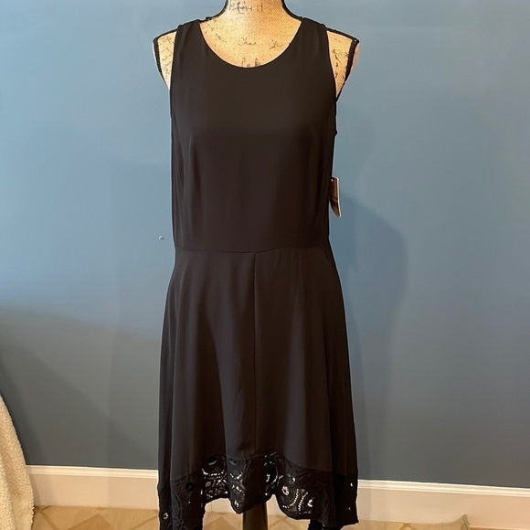 Nanette Lepore Dresses & Skirts - Nanette LePore Dress with Back Bows Formal Lace Black NWT Open Back